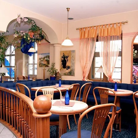 Hotel Zum Grunen Baum